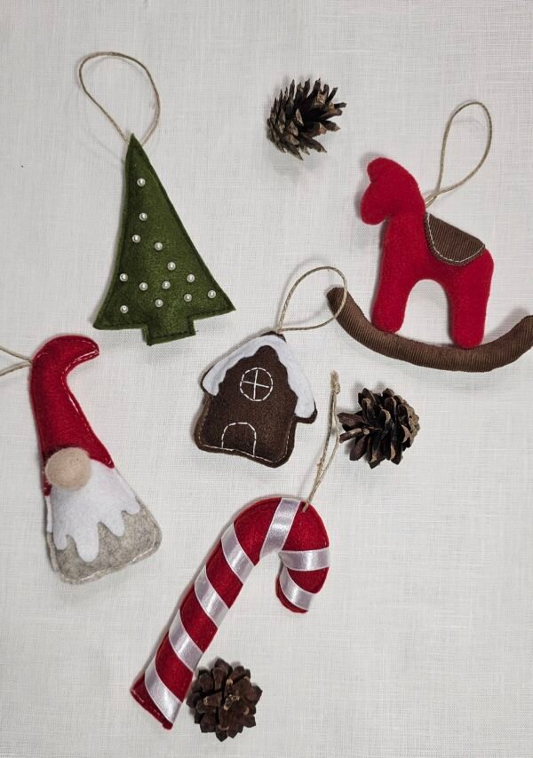 filciniai kalėdiniai žaisliukai filciniai kalėdiniai žaisliukai